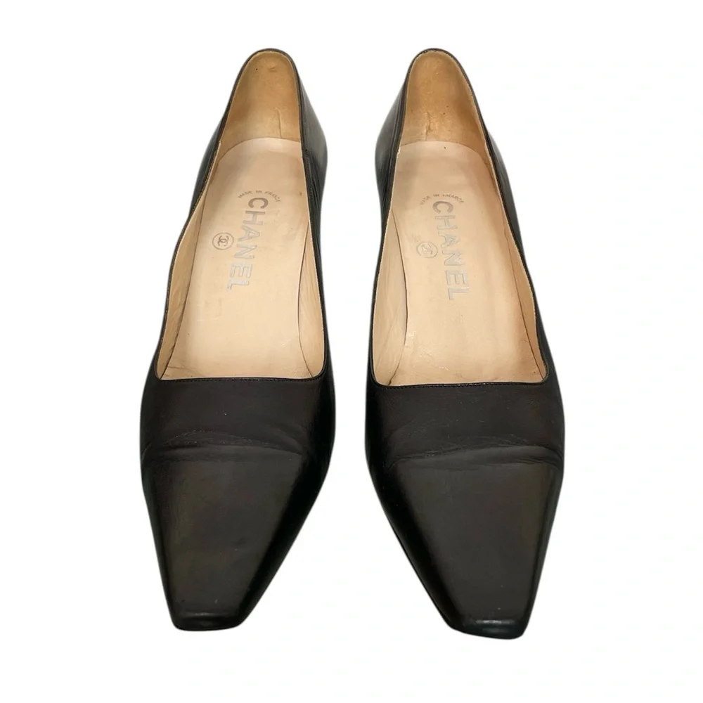 CHANEL Vintage 90s Square Toe High Cut Classic Pumps \\ 38.5